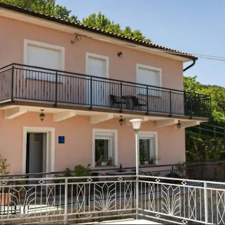 Appartamento Apartman Bregi**** *